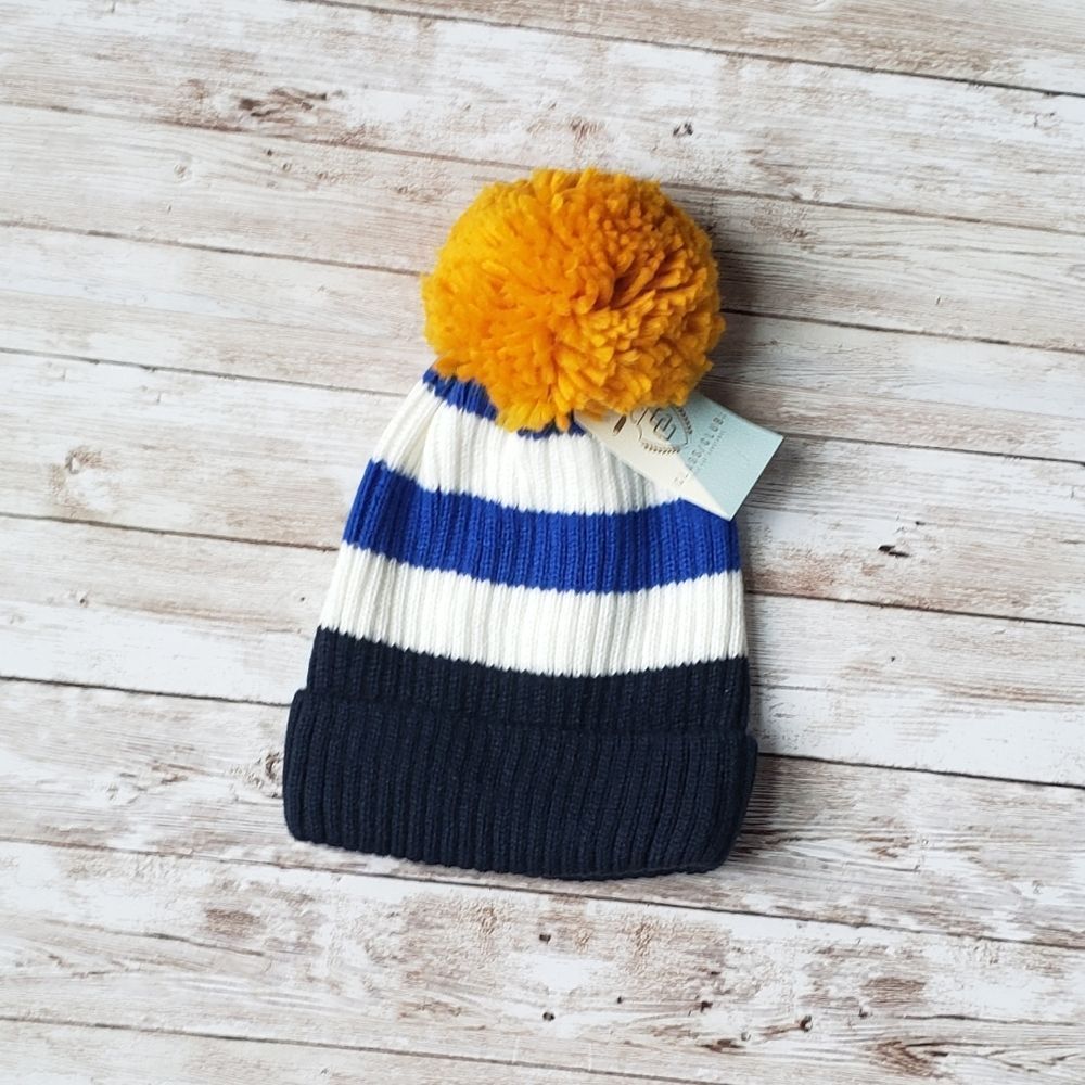 Class Club Striped Hat with Pom